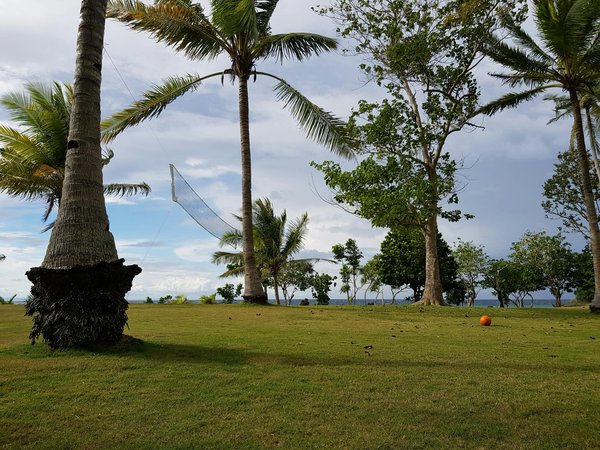 Explorer en Collectif : Avantages et Inconvénients des Vacances Tout Inclus à Prix Malin